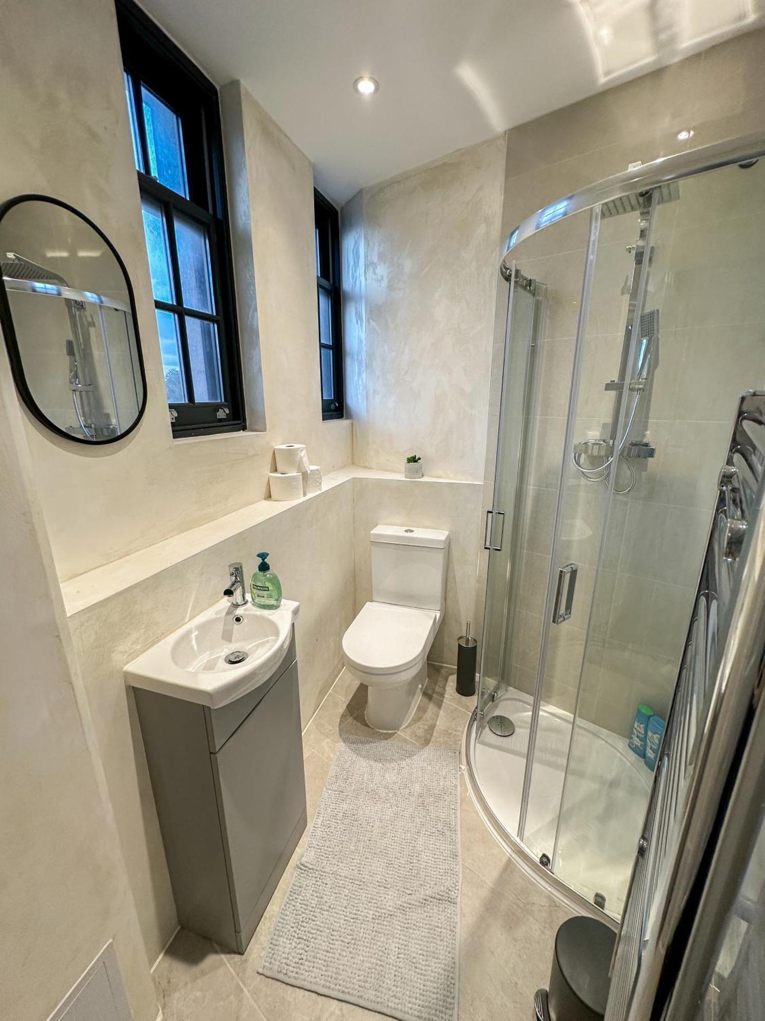 1-Bedroom Apartments In Shoreditch, Old Street, Hoxton London Eksteriør billede
