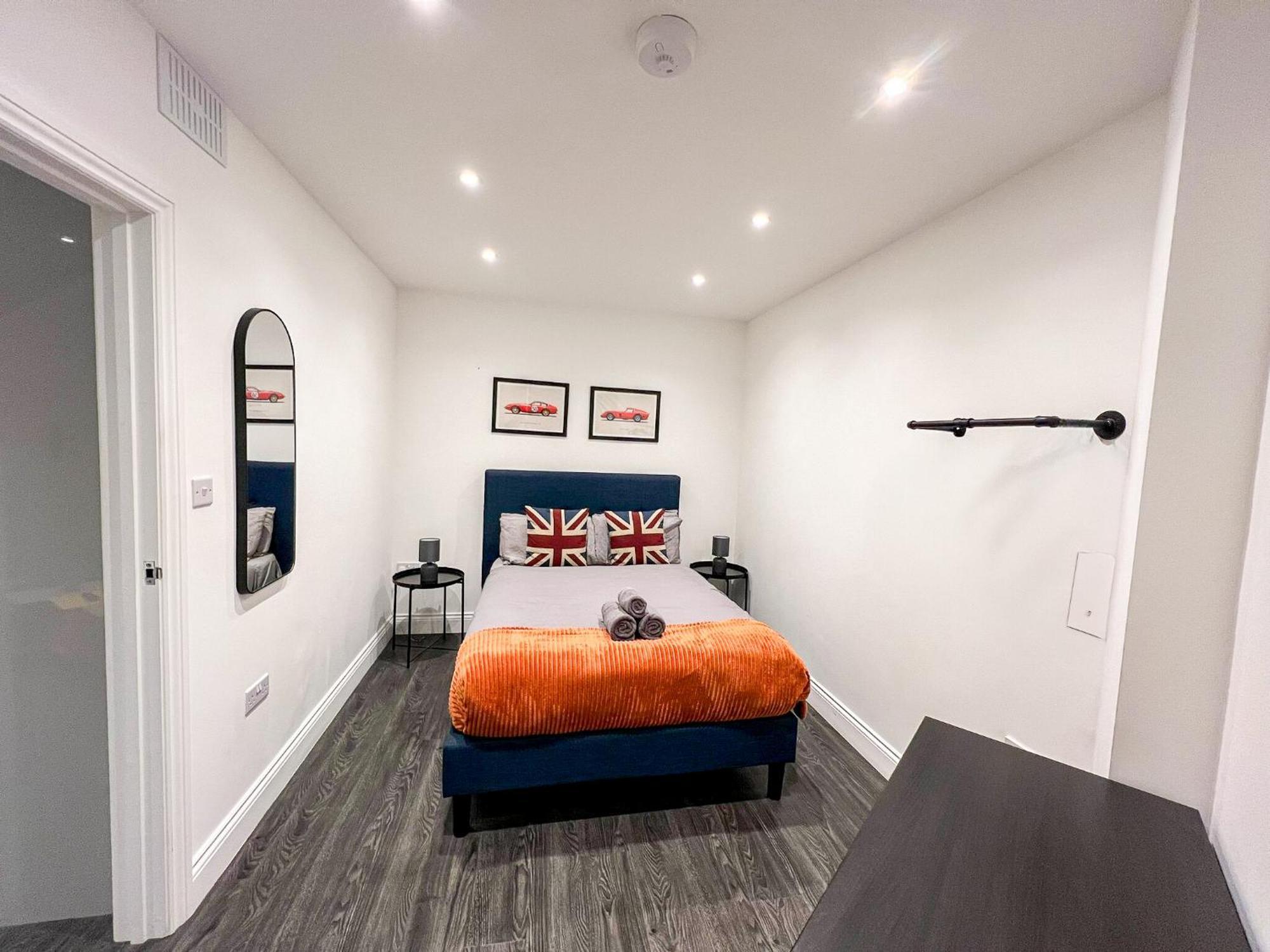 1-Bedroom Apartments In Shoreditch, Old Street, Hoxton London Eksteriør billede