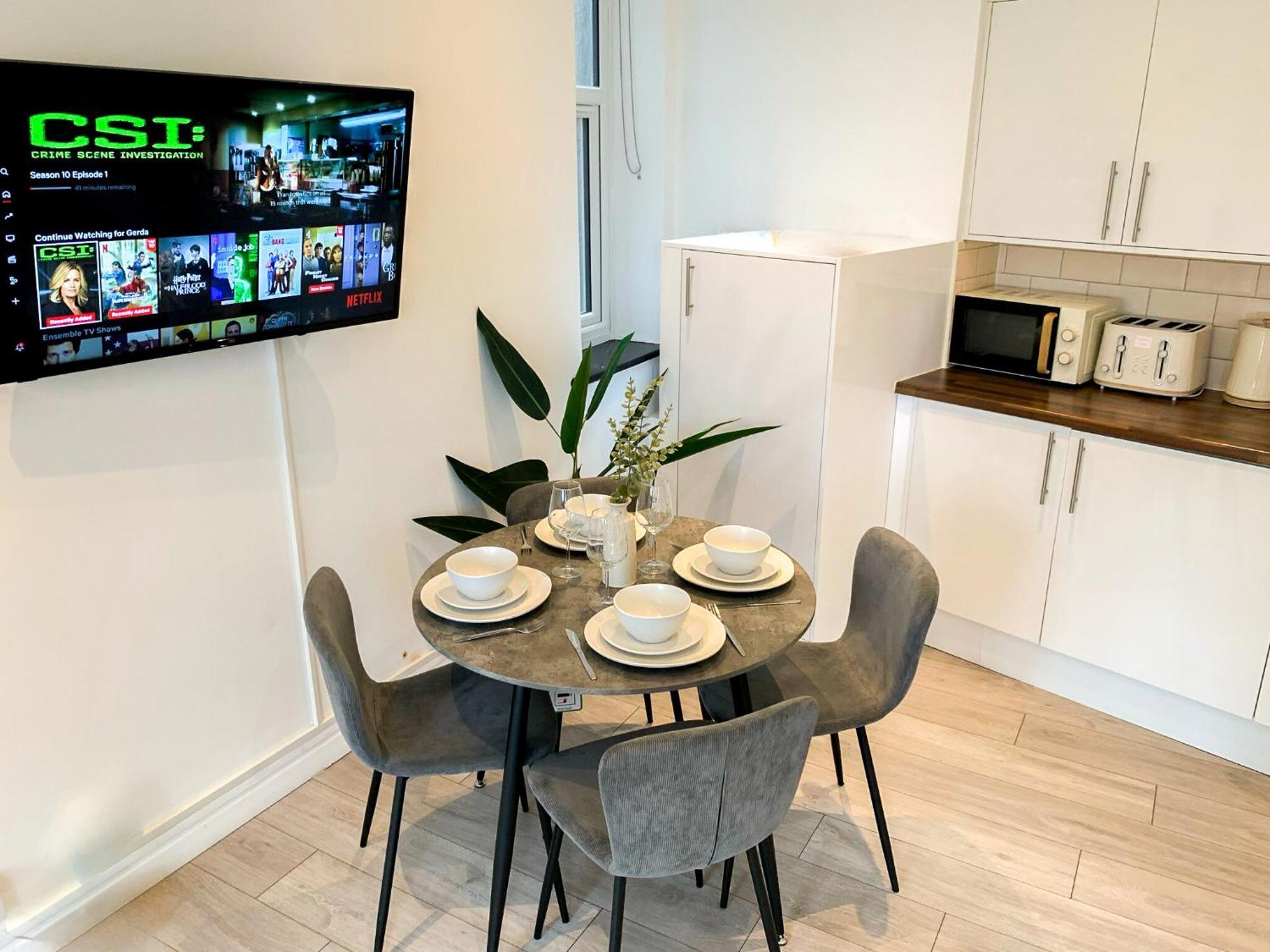 1-Bedroom Apartments In Shoreditch, Old Street, Hoxton London Eksteriør billede
