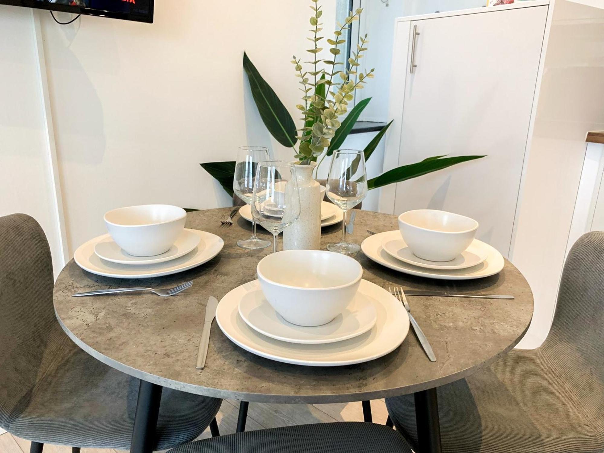 1-Bedroom Apartments In Shoreditch, Old Street, Hoxton London Eksteriør billede